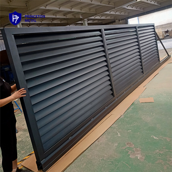 Aluminum cantilever gate